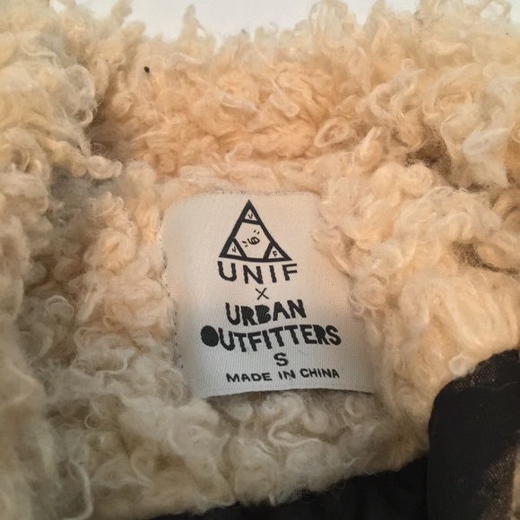 Unit x Urban Oufitter furry moto jacket size M - Picture 3 of 4